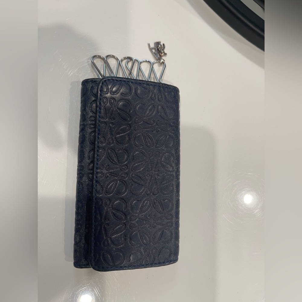 Vintage Loewe Key Wallet - Picture 15 of 15